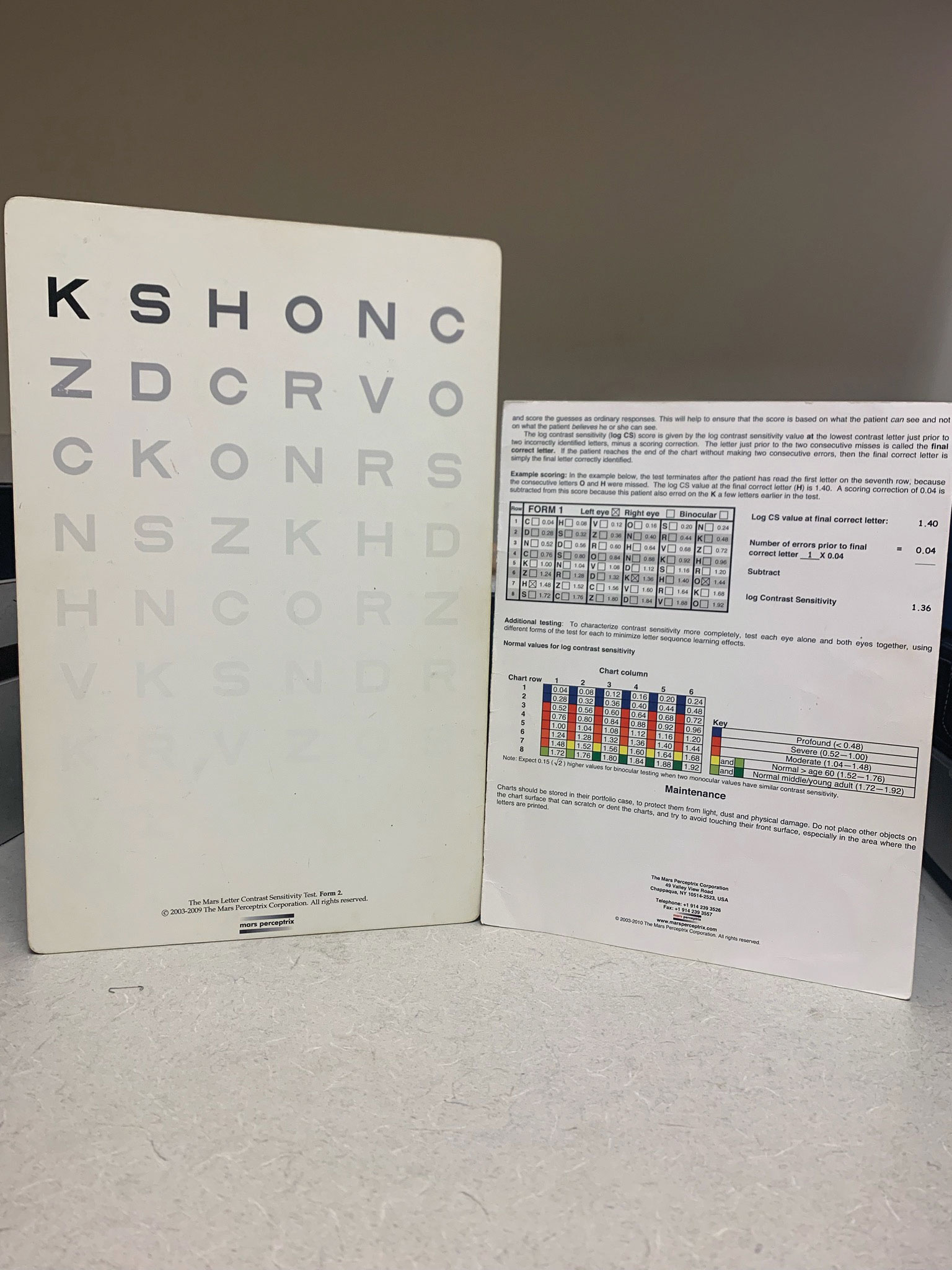 The Mars letter contrast sensitivity test uses optotypes in decreasing contrast.