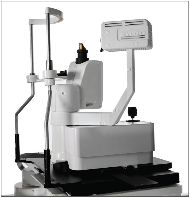 Fig. 5. Commercially available, remotely operated slit lamp.