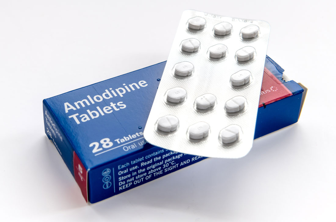 A retrospective review of over 500,000 subjects found a 16% higher risk of glaucoma among subjects taking amlodipine.